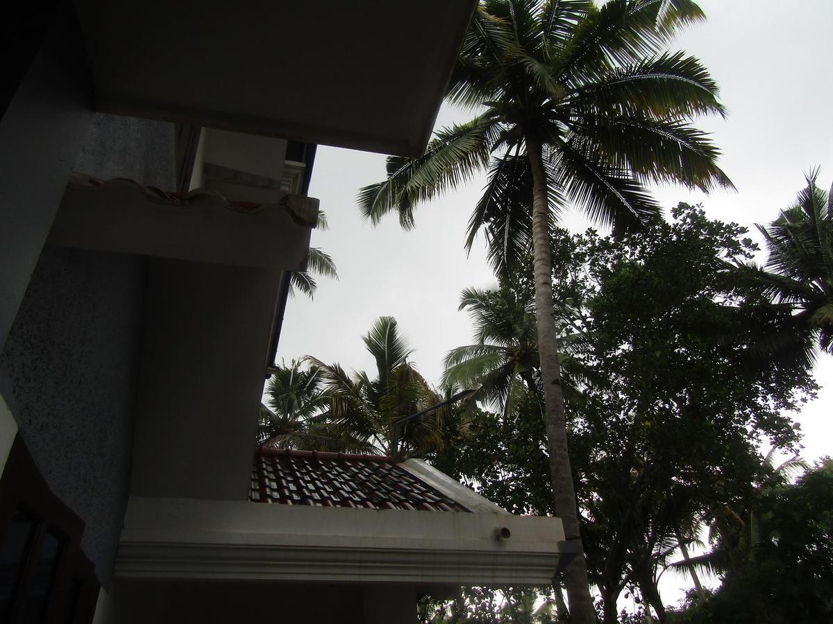 Blue Wave Resort Varkala Luaran gambar